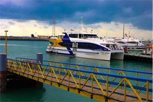 تعطیلی موقت بندر شهید حقانی به دلیل شرایط نامساعد جوی