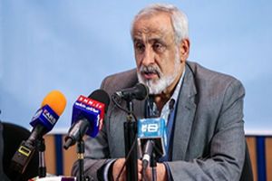 نادران انتخاب دانشگاه محل مناظره را بر عهده‌ «آشنا» گذاشت