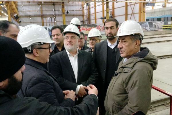 بازدید معاون اجرایی رئیس‌جمهور از شرکت واگن‌سازی متروی تهران در ری