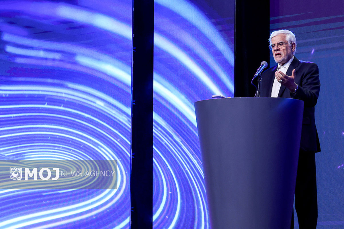 دکتر محمدرضا عارف - معاون اول ریاست جمهوری