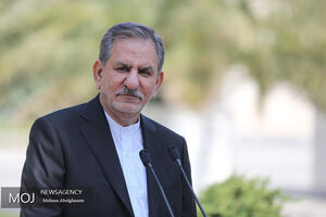 جهانگیری وارد صحن علنی خانه ملت شد