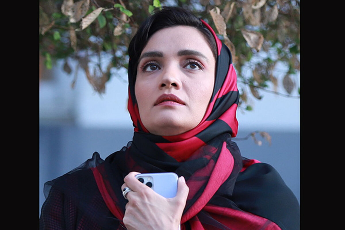 فیلم سینمایی غیبت موجه