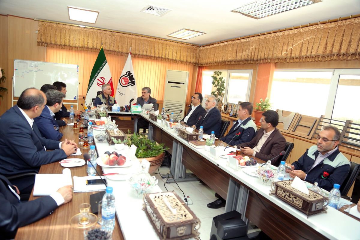 دیدار مدیرعامل بانک رفاه کارگران با مهندس یزدی زاده