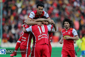 پرسپولیس نفت را آتش زد تا به سپاهان برسد