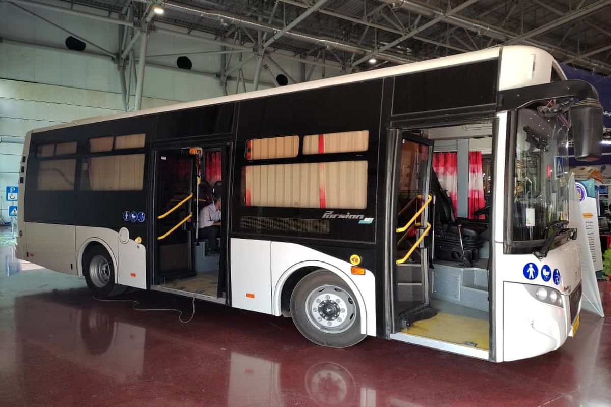 اتوبوس میدل باس