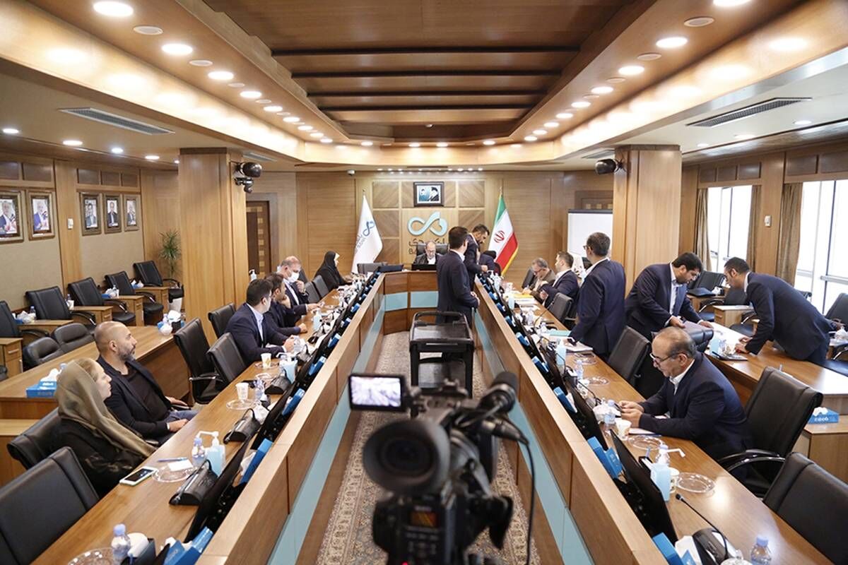 دی