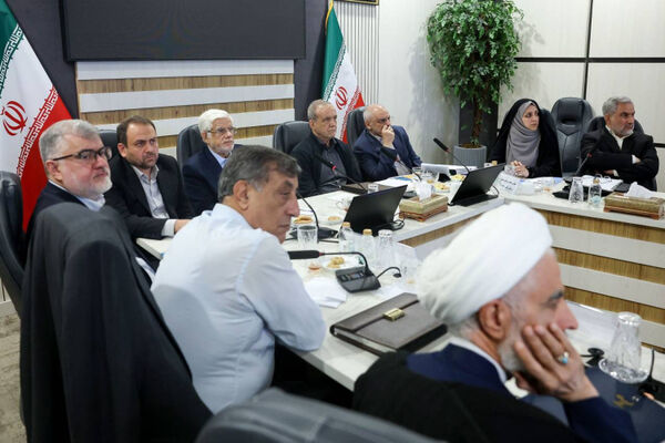 برای احقاق حقوق ملت ایران از موضع عزت و اقتدار سخن می‌گوییم