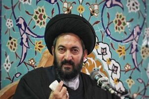 نماز جمعه آثار معنوی و دینی بسیاری در جامعه دارد