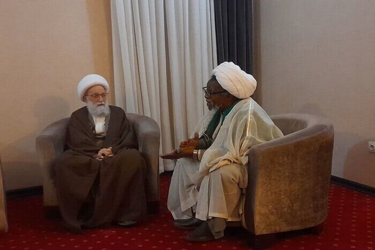 شیخ ابراهیم زکزاکی و آیت‌الله عیسی قاسم در قم دیدارکردند