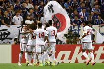 شکست ناباورانه ژاپن مقابل امارات / استرالیا قاطعانه از سد عراق گذشت