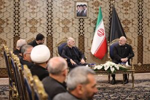 با آمادگی برای شهادت مذاکره می کنیم