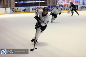 زنان هاکی ‌روی‌یخ ایران در قهرمانی آسیا مقابل هند پیروز شدند