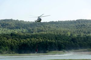 آتش‌سوزی عرصه‌های طبیعی سوادکوه شمالی با اعزام بالگرد مهار شد