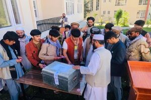 طالبان به دختران اجازه انتخاب برخی رشته ها را نداد
