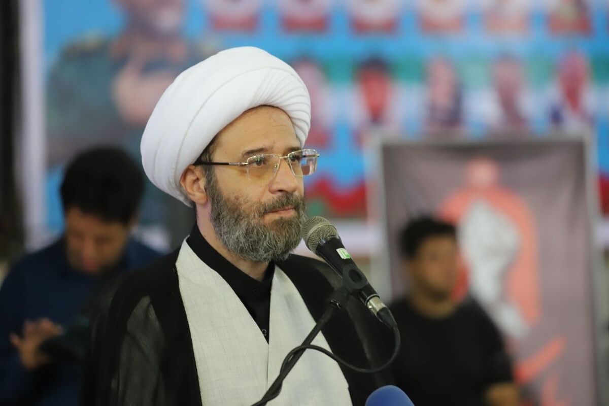 استاد دانشگاه