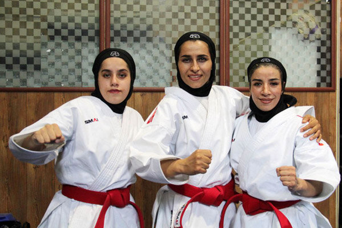 کاراته بانوان