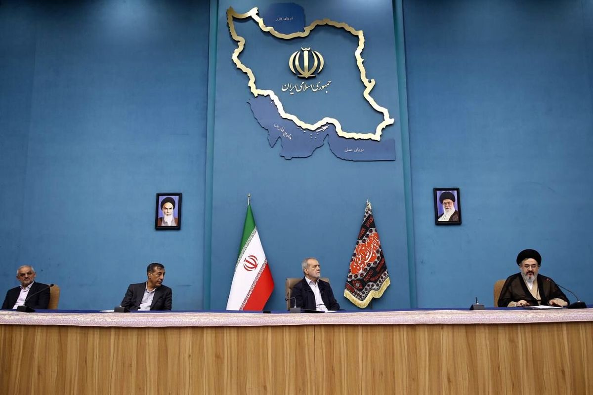 دیدار روحانیون با پزشکیان