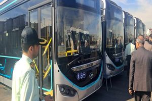 ترخیص ناوگان حمل‌ونقل عمومی از گمرک شهیدرجایی آغاز شد