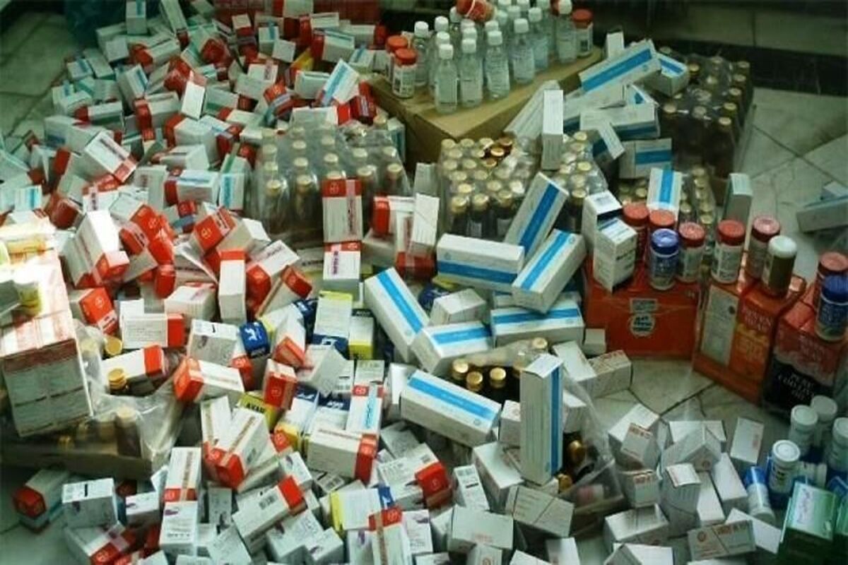 دارو قاچاق