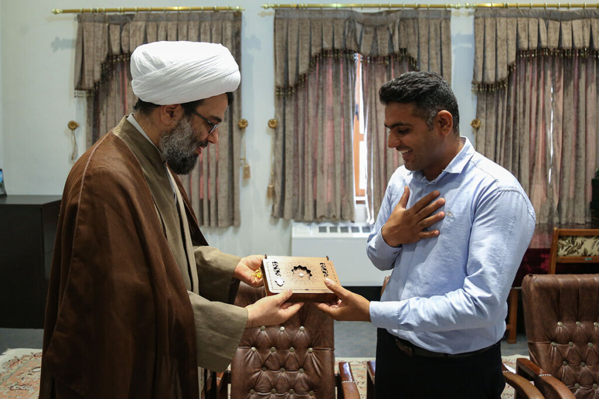 حجت الاسلام والمسلمین مهدی احمدی 