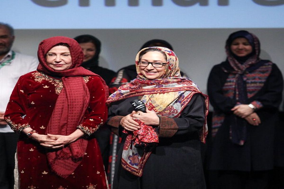 تجلیل از هنرمندان