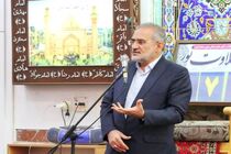 فرصت جدل کردن با کسی را نداریم