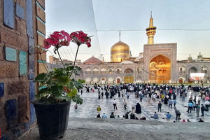 برنامه‌ریزی‌ حرم رضوی(ع) برای استقبال از زائران در دهه کرامت