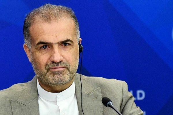 ایران و عمان تعیین کننده رژیم حقوقی تنگه هرمز هستند