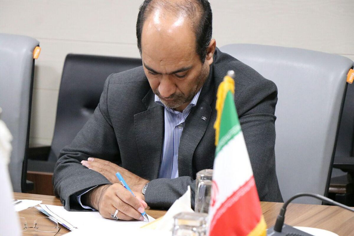 احسان کامرانی مسئول کانون بسیج اساتید دانشگاه‌های هرمزگان