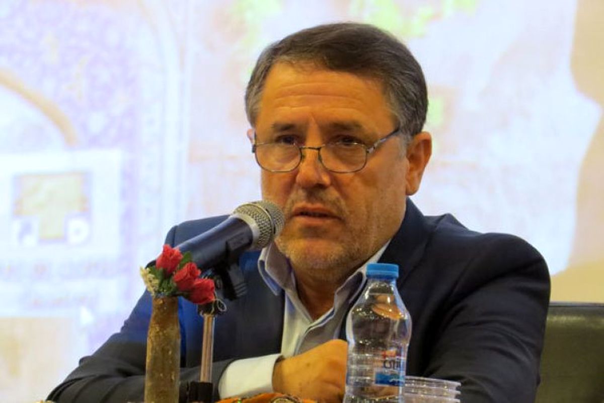 بهمن طاهر خانی