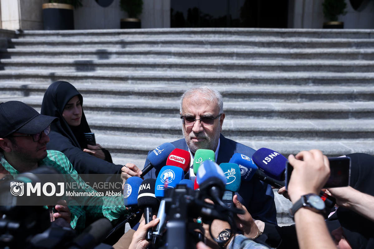 حاشیه جلسه هیات دولت - ۱۳ تیر