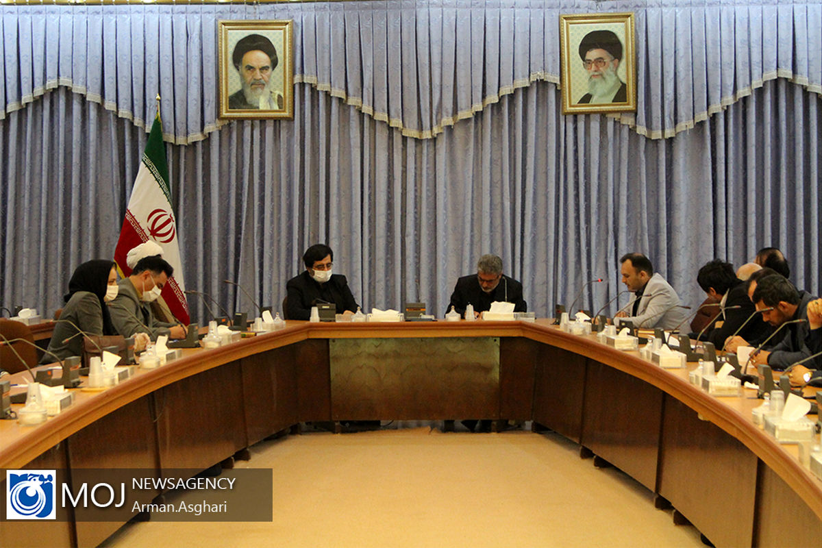 نشست استاندار اردبیل با اعضای جبهه ایستادگی