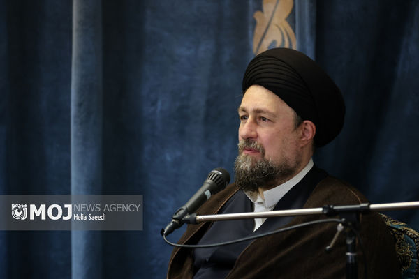 حیات ما از عاشورا و شهادت سرچشمه می‌گیرد