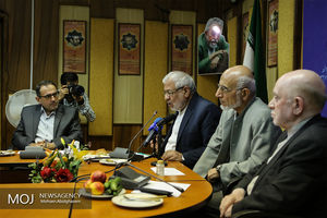 خبرنگاران در معضل اقتصادی رسالت ویژه ای دارند