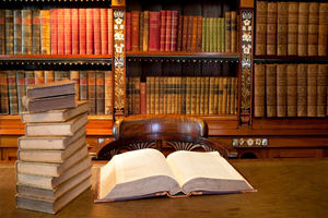 رونمایی از کتاب حلوای عروسی