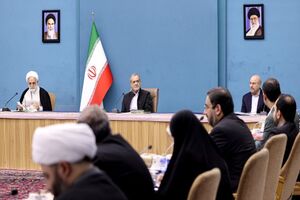 مساجد برای حل مشکلات اجتماعی پای کار بیایند