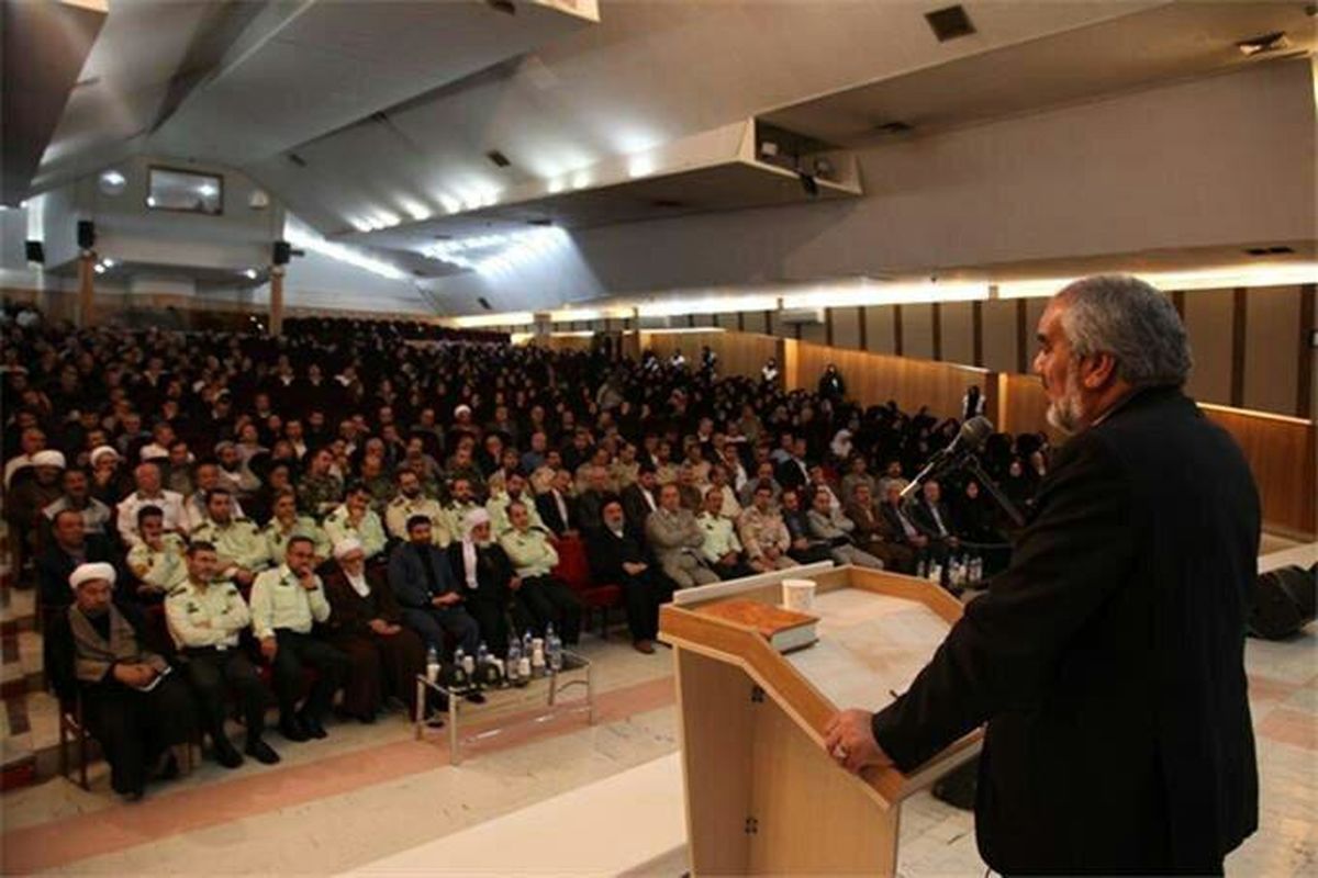 استاندار کردستان