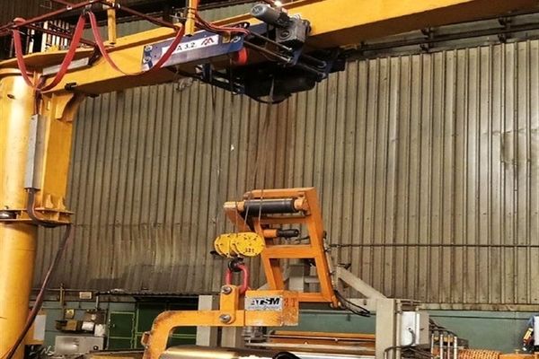 نصب و راه‌اندازی مکانیسم آزادسازی اسلیوهای فلزی از قراضه ورق در تمپرمیل نورد سرد