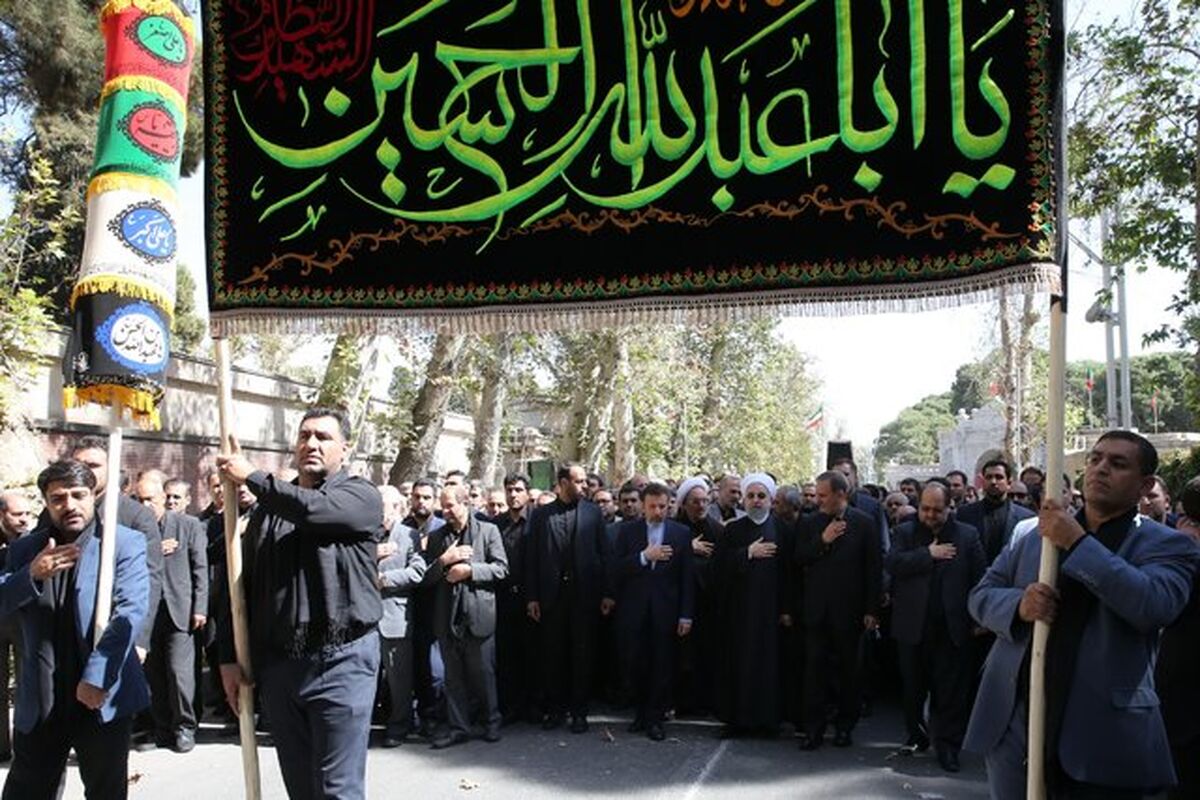 روحانی در عزاداری نهاد ریاست جمهوری