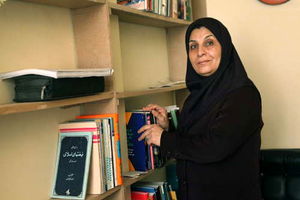 میزان ارتباط و صحبت کردن در خانواده ها از 2 ساعت به 20 دقیقه در روز رسیده است/فضای مجازی آتش بیار خانواده ها