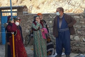 یکی از کاراکترهای نون خ کرونا گرفته است/دلیل بازی بازیگران با ماسک از زبان سعید آقاخانی
