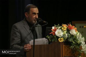 محکومیت اظهارات ترامپ از سوی ولایتی