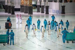 گشوده شدن درهای مسجد الحرام به روی نمازگزاران پس از ۷ ماه