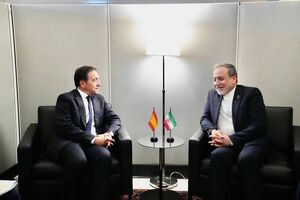 عراقچی بر ضرورت رویکرد مسئولانه اروپا در قبال تجاوز آمریکا به ایران تاکید کرد