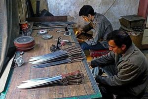 پرداخت تسهیلات به چاقوسازان بشاگرد