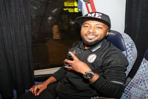 اسماعیل مطر؛ خداداد عزیزی امارات (عکس) 