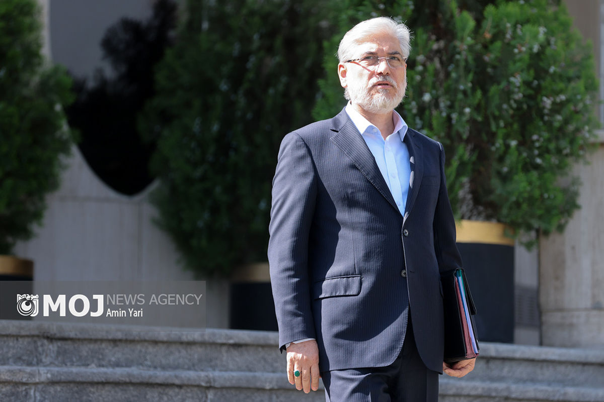 دانشگاه به هیچ عنوان بحرانی نیست + فیلم