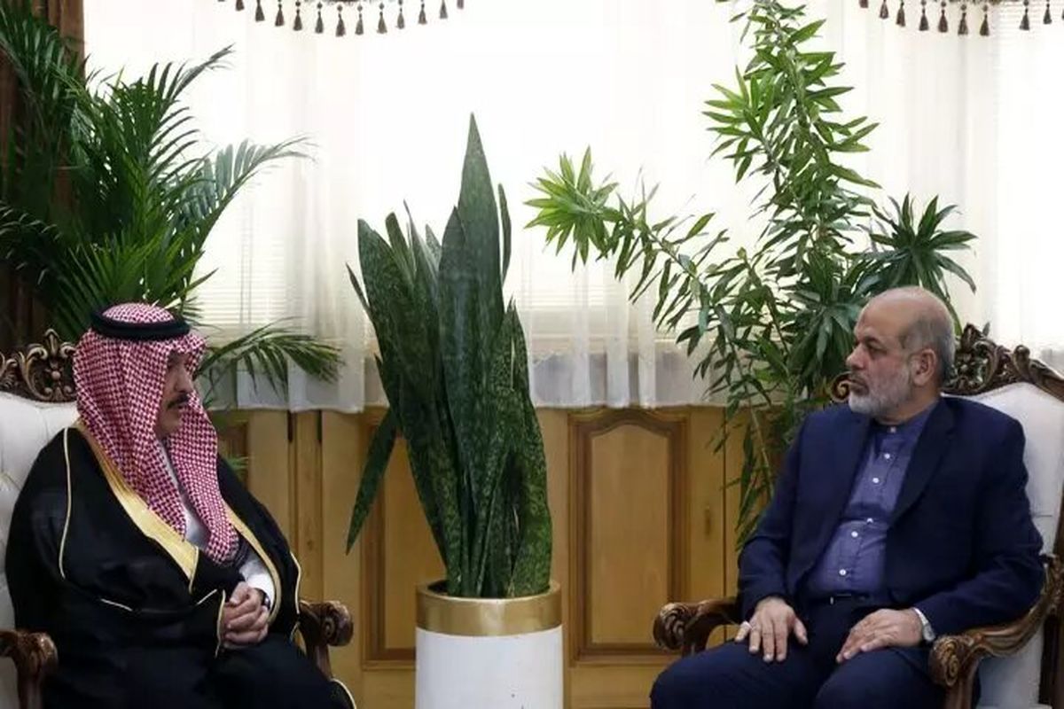 وزیر کشور در دیدار «عبدالله بن سعود العنزی» سفیر عربستان در تهران