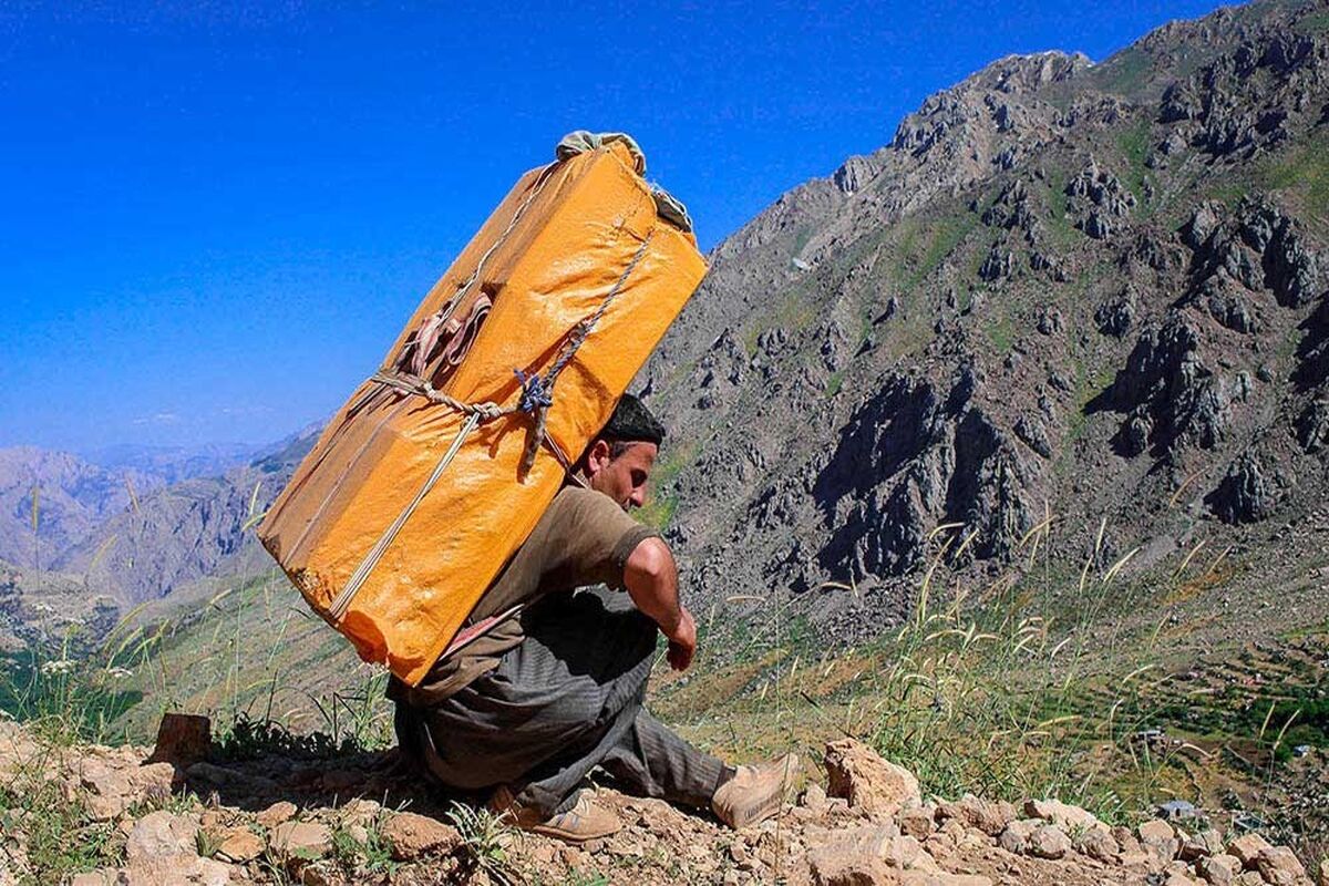 تمام کولبرها به دنبال اشتغال هستند