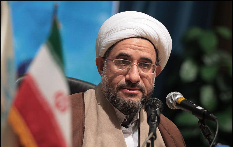جبهه باطل انباشه و نابود می شود/کمک به یمن باید افتخار هر انسانی در جهان شود